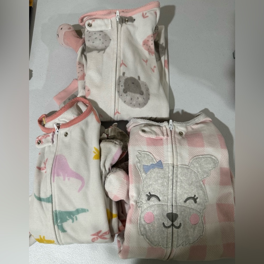 Carter’s footie pajama bundle